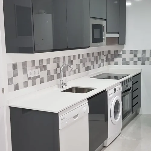 Cocina de madera en blanco y negro | ElaboMón