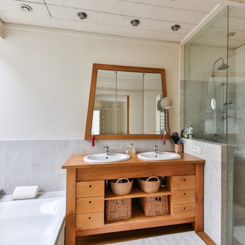 Muebles de baño en madera